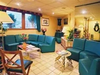 Du Golf Hotel 2*